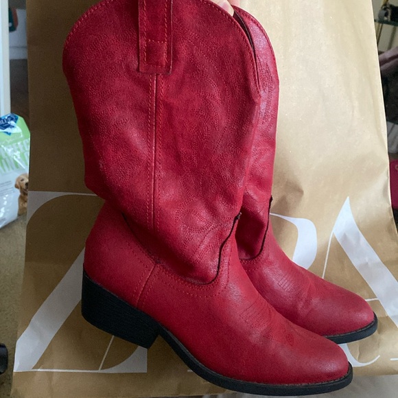 RAMPAGE red boots - Picture 1 of 4